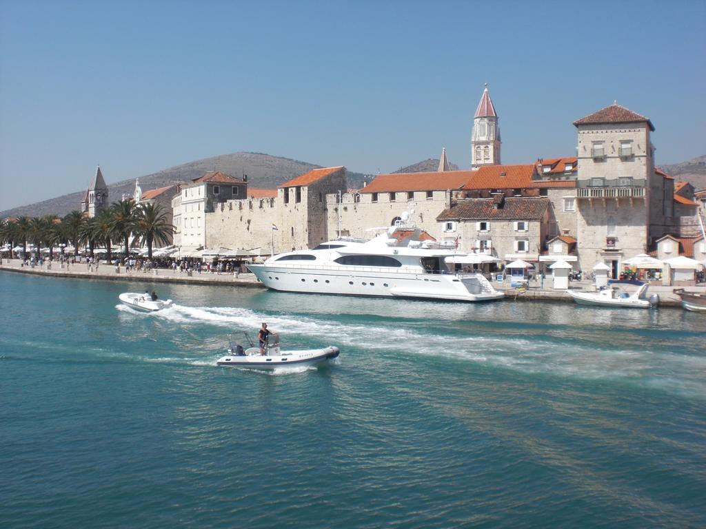 Apartments Simic Trogir Eksteriør billede